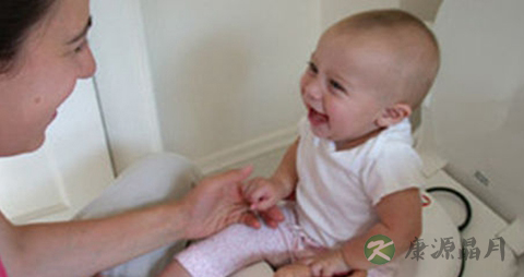 宝宝便便的秘密_如何解读宝宝的便便