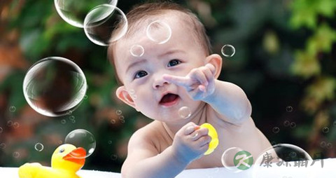 宝宝洗澡的禁忌_宝宝洗澡有何禁忌