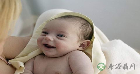 初生婴儿呼吸急促怎么回事