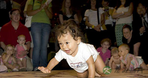 宝宝的爬行姿势有哪些_宝宝爬行姿势的意义