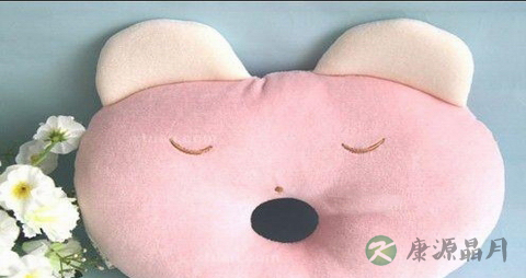 枕头对婴儿健康有何影响_怎样给婴儿选择枕头