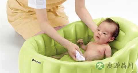 冬季给宝宝洗澡注意事项_冬季宝宝洗澡需要注意什么