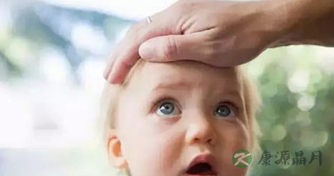 怎样辨认小儿多汗_小儿多汗的症状