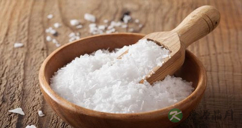 宝宝该如何吃盐_日常生活中盐的作用