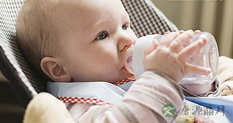 女宝宝阴道炎有何症状_女婴阴道炎的症状