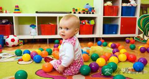 怎样给婴幼儿选择玩具_选择玩具要注意什么
