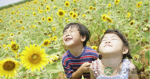 宝宝接触自然的好处_宝宝接触自然有何好处