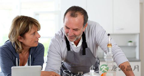 宝宝抽动症的症状