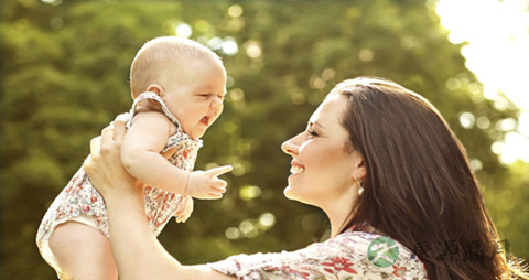 宝宝流鼻涕是什么原因_宝宝流鼻涕的原因