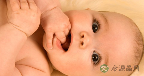 宝宝出湿疹怎么办_宝宝脸上出湿疹怎么办