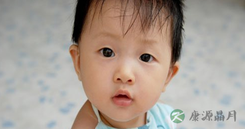 婴儿用成人痱子粉危害_婴儿用成人痱子粉好吗