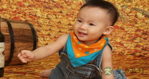 帮宝宝上幼儿园的技巧_孩子上幼儿园哭闹怎么办