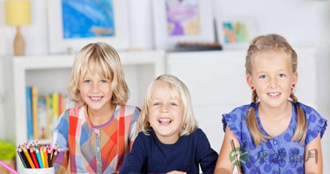 孩子学绘画好处多吗_孩子学绘画有哪些好处