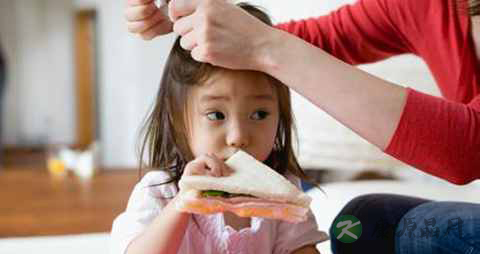 如何预防孩子上学感冒_预防孩子上学感冒的方法