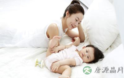 睡定型枕，宝宝头型能长好吗？