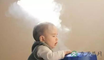 防干燥24小时开加湿器 2岁半女孩遭殃