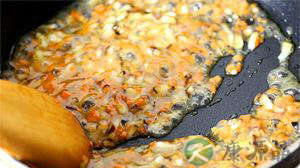 春季食谱推荐：鸡蛋酿肉丸