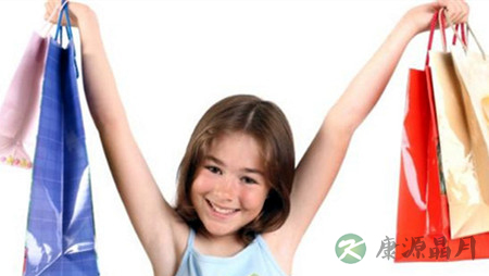 孩子总要买买买 这爱攀比的毛病到底算谁的？