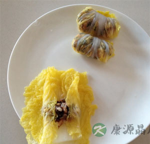 宝宝春季食谱大推荐：娃娃菜卷