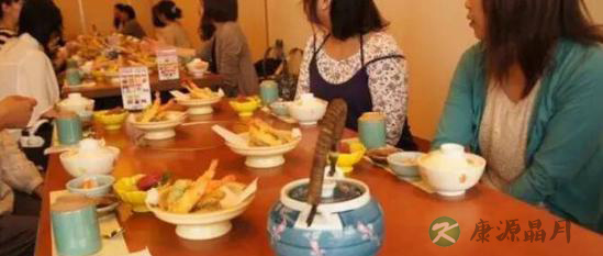 日本妈妈养多个孩子还有个人生活的奥秘