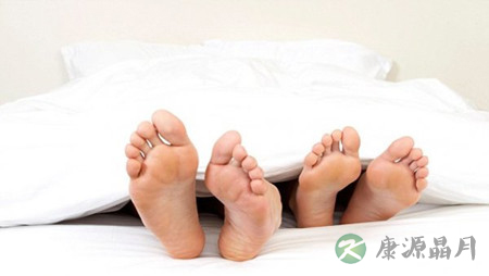 让男人来带娃 夫妻关系会更好