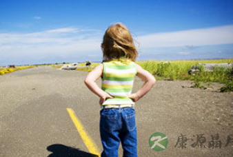 十一假期带宝宝出游 吃穿住行可以这样准备