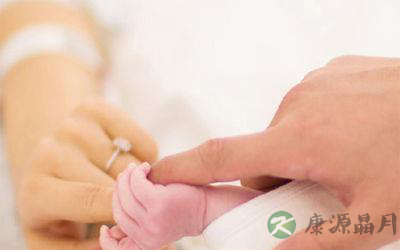 佟丽娅被问产后瘦身秘诀：孩子陈思诚生的