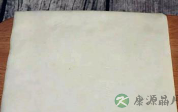 给孩子调理脾胃这样吃 自制山药红豆泥卷