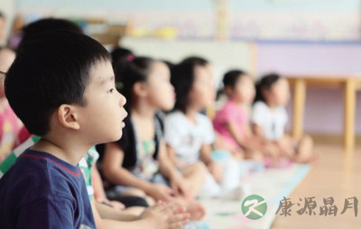 在日本培养一个孩子要花多少钱？