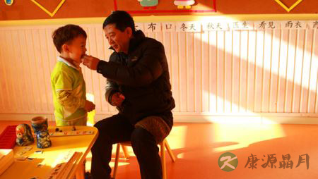 幼儿园防骗演练全班被骗走 4招培养孩子防骗意识