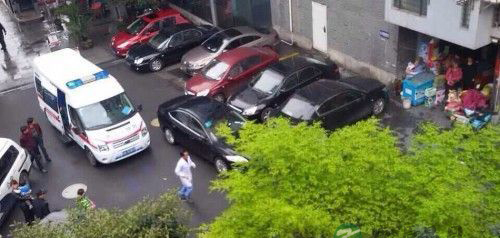 11岁女孩因没交作业跳楼，拿什么抵挡脆弱