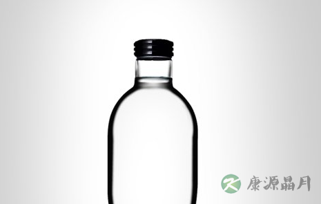13岁男孩因好奇将玻璃瓶塞入肛门