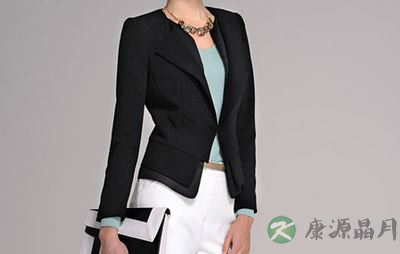 初入职场 衣服该怎样穿？