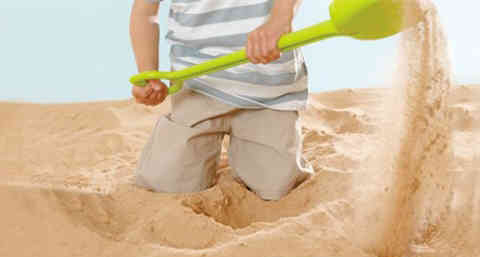 为什么小孩喜欢玩沙子