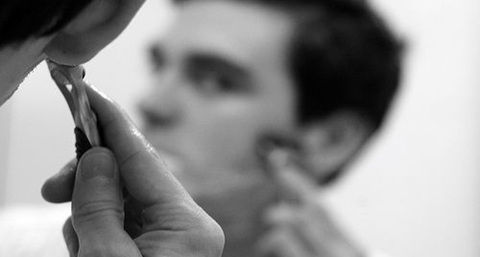 【男士禁用抗皱化妆品】男人护肤小技巧有哪些