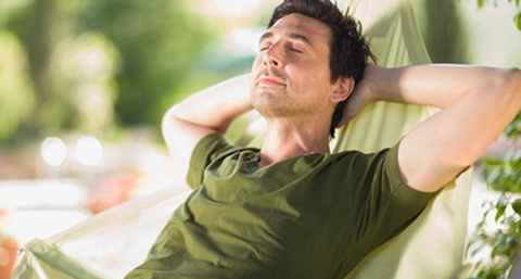 男士怎样正确洗脸_男士正确洗脸的方法
