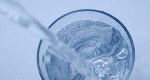 胖人多喝水可以减肥吗