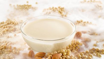 喝豆浆可美白养颜 6种豆浆的做法