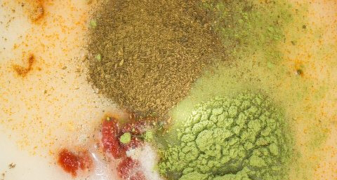 花生美白牙齿的方法