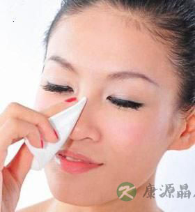 美肤达人传授：3招搞定黑头