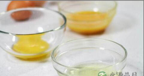 蛋清蜂蜜祛斑面膜DIY