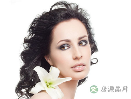 去掉脸上斑点的几个妙方