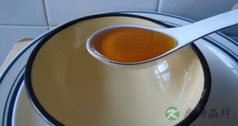 醋蛋液祛斑的方法