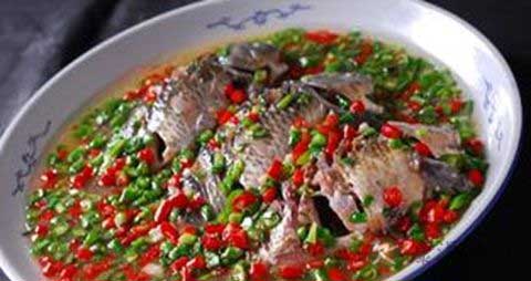 鲫鱼怎么吃最有营养 鲫鱼怎么吃最有营养