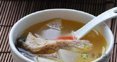 炖鱼用热水还是凉水