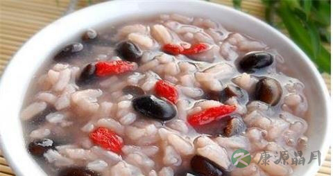 吃腊八粥配什么菜