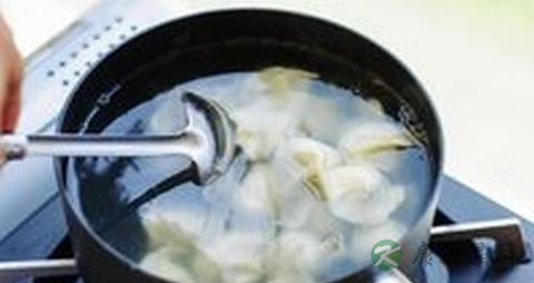 饺子馅要放酱油吗