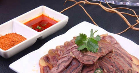 牛腱子肉的吃法_哪些人不能吃牛腱子肉 牛腱子肉的吃法_哪些人不能吃牛腱子肉