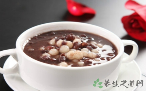 吃腊八粥配什么菜