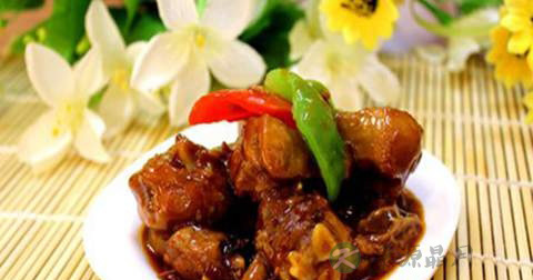 三杯鸡什么时候放调料